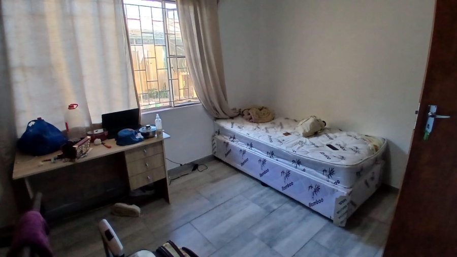 10 Bedroom Property for Sale in Brandwag Free State